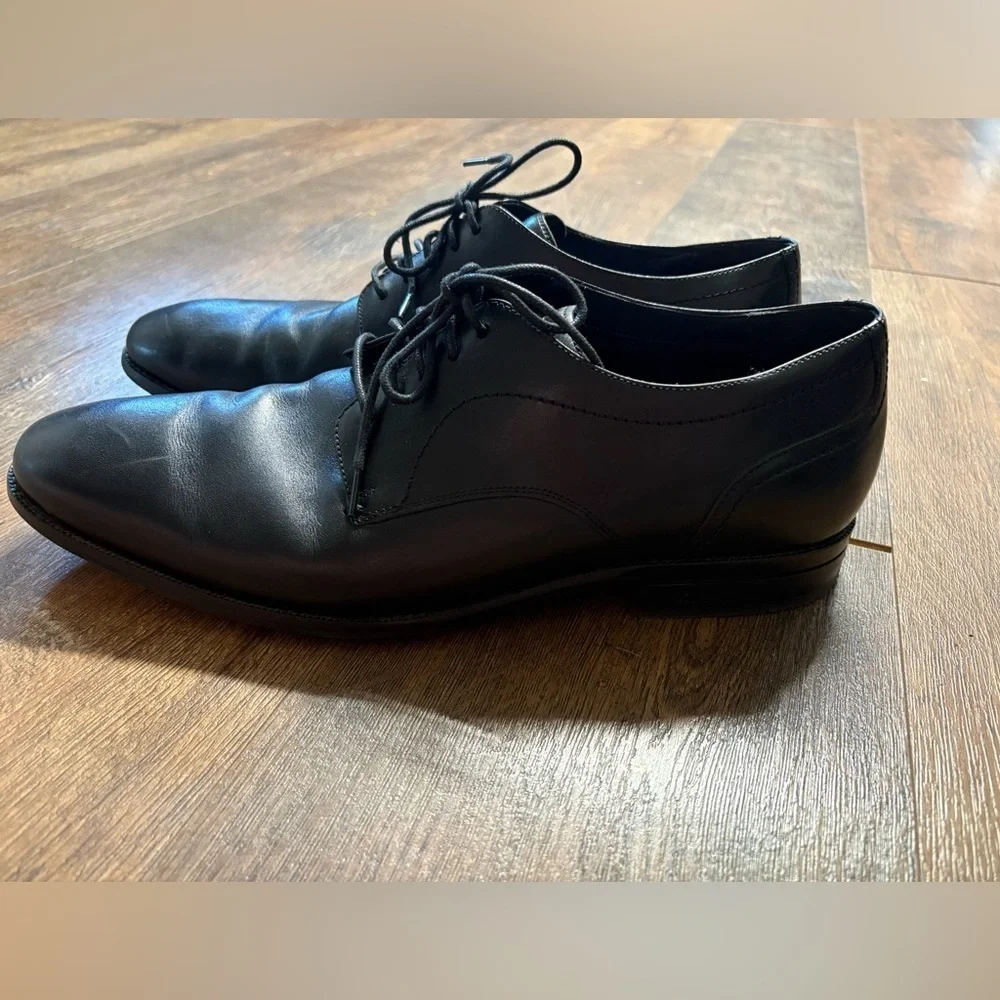 Cole Haan black Grand Johnson leather dress shoes